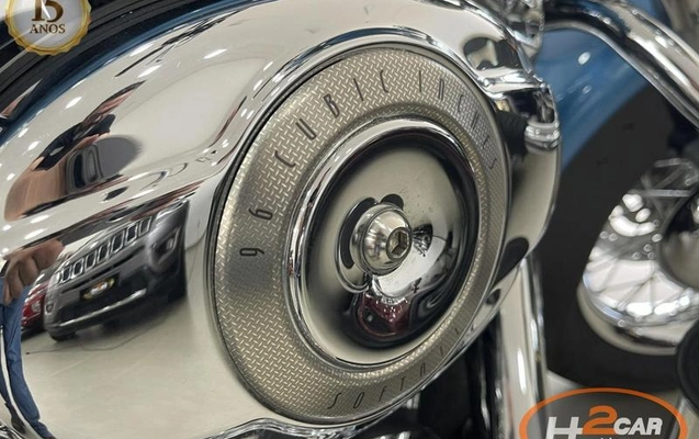 imagem-https://www.socarrao.com.br/sc-vehicle-images-prod/947145/1789562465726-7914823_8_B_7e09608c8a.jpeg