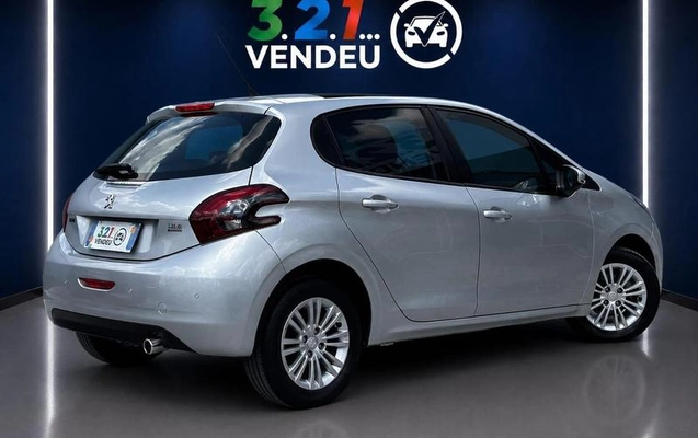 imagem-https://www.socarrao.com.br/sc-vehicle-images-prod/947224/1786633529323-7915279_7_B_ce140714b3.jpeg