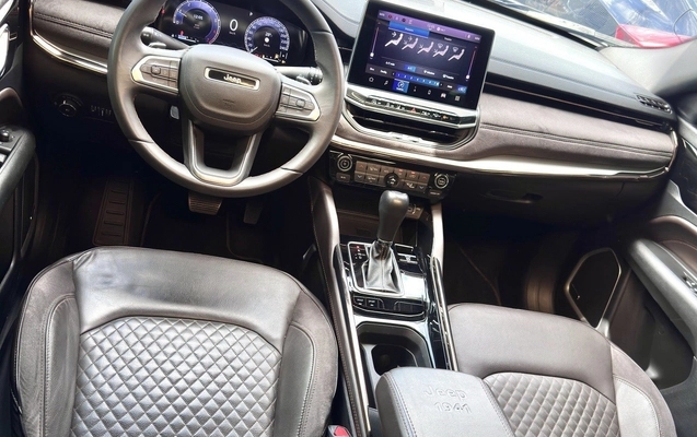 imagem-https://www.socarrao.com.br/sc-vehicle-images-prod/947275/1774026541936-10_022803.jpg
