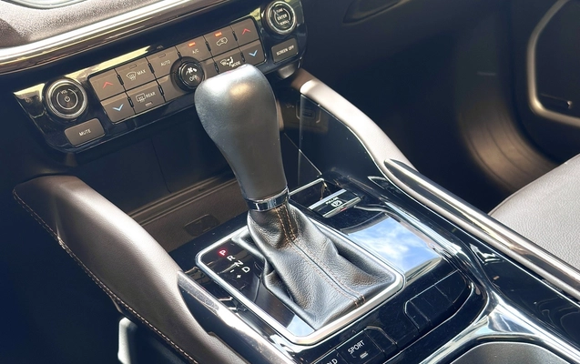 imagem-https://www.socarrao.com.br/sc-vehicle-images-prod/947275/1774026541936-9_022803.jpg