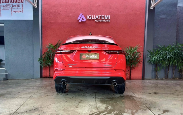 imagem-https://www.socarrao.com.br/sc-vehicle-images-prod/947289/1774026911320-1_061530.jpg