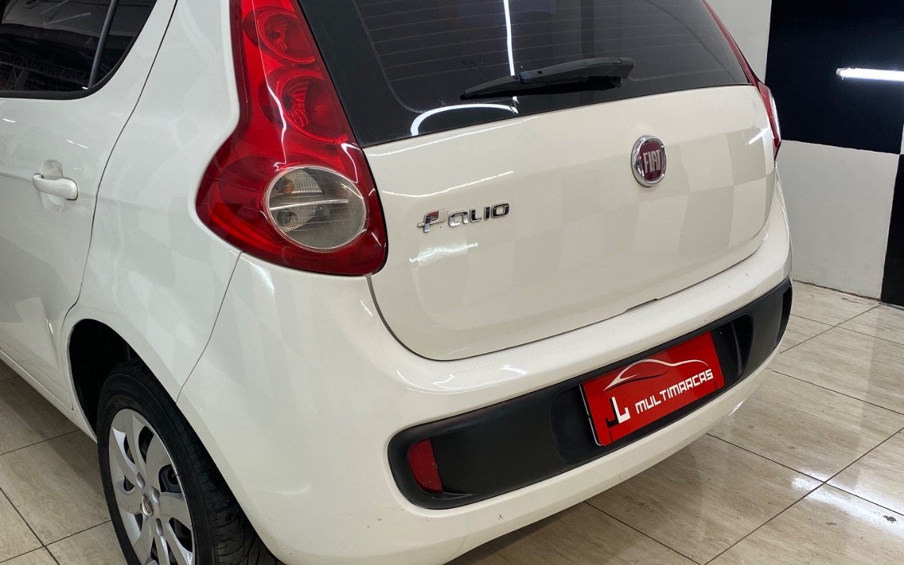 imagem-https://www.socarrao.com.br/sc-vehicle-images-prod/947411/1782566145736-SU1HXzk1NzUuanBlZw.jpeg