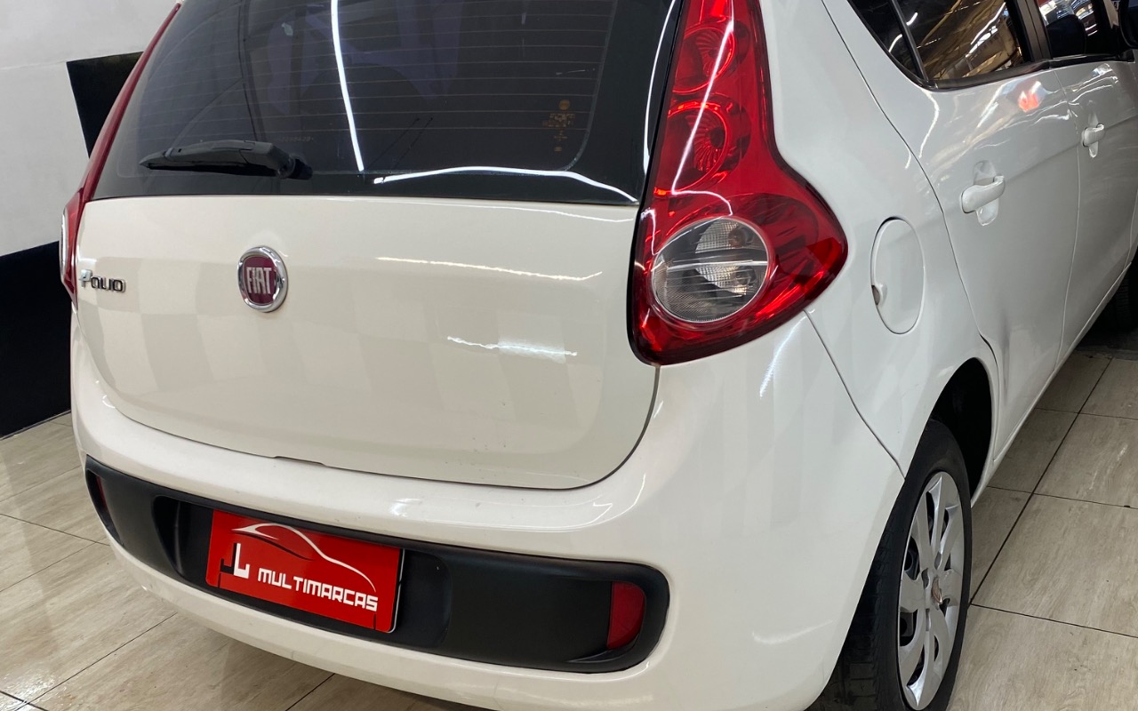 imagem-https://www.socarrao.com.br/sc-vehicle-images-prod/947411/1782566145935-SU1HXzk1NzcuanBlZw.jpeg