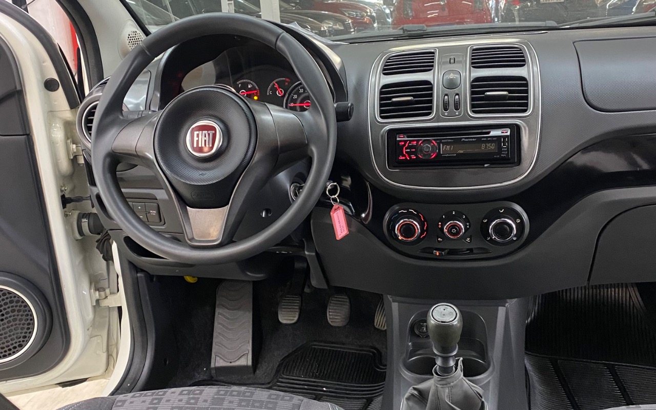 imagem-https://www.socarrao.com.br/sc-vehicle-images-prod/947411/1782566146239-SU1HXzk1ODEuanBlZw.jpeg