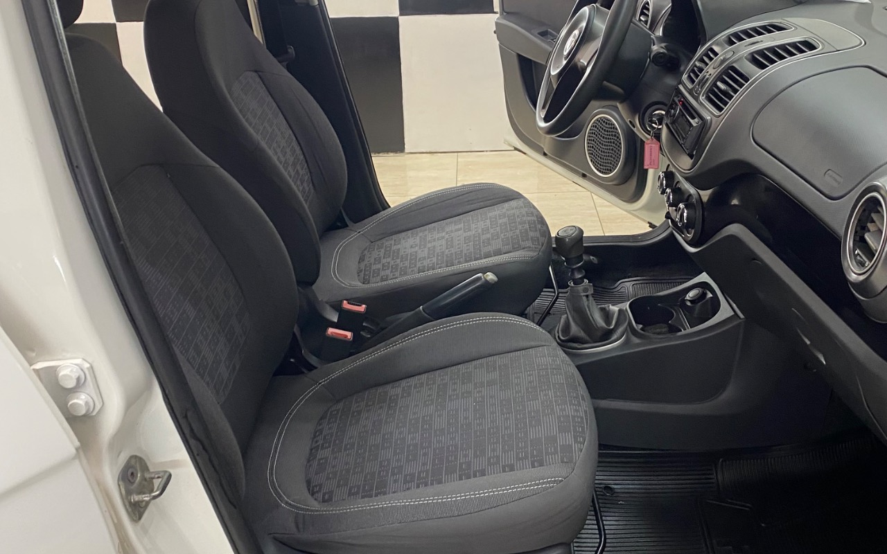 imagem-https://www.socarrao.com.br/sc-vehicle-images-prod/947411/1782566146318-SU1HXzk1ODIuanBlZw.jpeg
