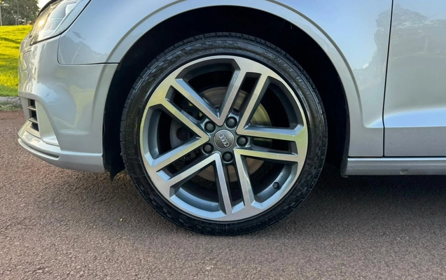 imagem-https://www.socarrao.com.br/sc-vehicle-images-prod/947412/1774029046098-V2hhdHNBcHAgSW1hZ2UgMjAyNi0wMy0yMCBhdCAxMy40OS4zNiAoMSkuanBlZw.jpeg
