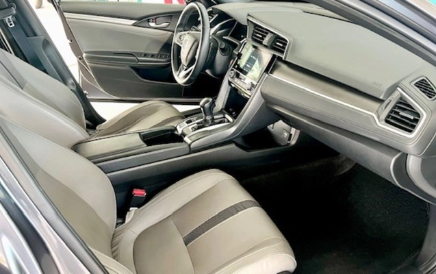 imagem-https://www.socarrao.com.br/sc-vehicle-images-prod/947420/1774029270957-NC5qcGc.jpg