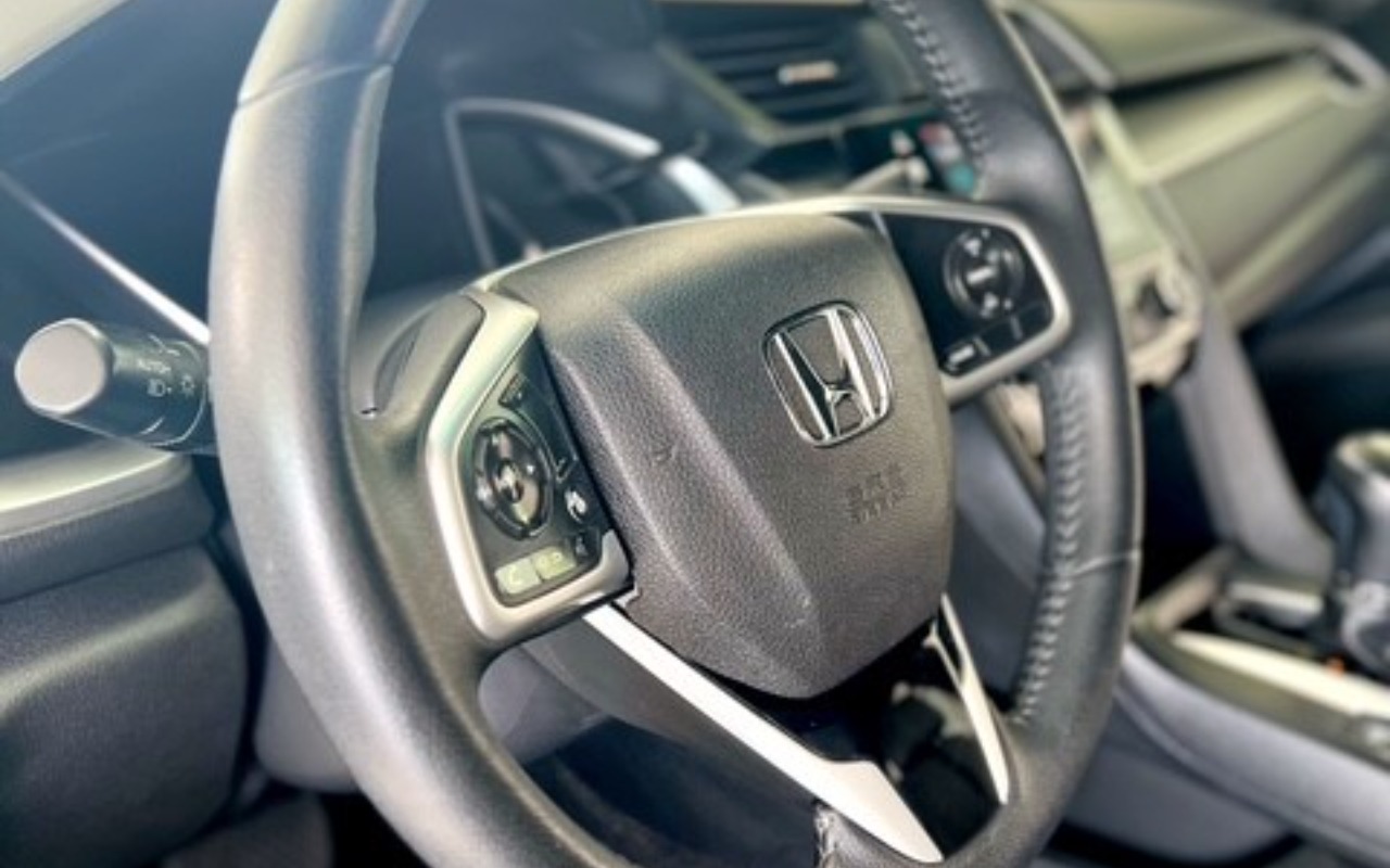 imagem-https://www.socarrao.com.br/sc-vehicle-images-prod/947420/1774029271598-MTMuanBn.jpg
