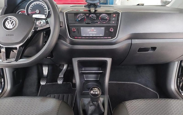 imagem-https://www.socarrao.com.br/sc-vehicle-images-prod/947438/1789049390499-7913184_18_B_202f6ade16.jpeg