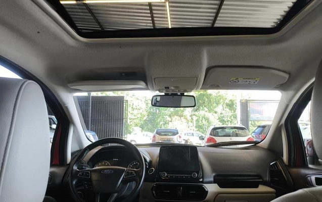imagem-https://www.socarrao.com.br/sc-vehicle-images-prod/947530/1778071964196-7861344_9_B_b0ef1740ff.jpeg