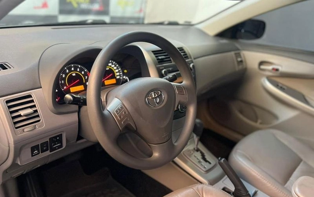 imagem-https://www.socarrao.com.br/sc-vehicle-images-prod/947652/1789170388211-7916284_2_B_4f0cca7aa5.jpeg