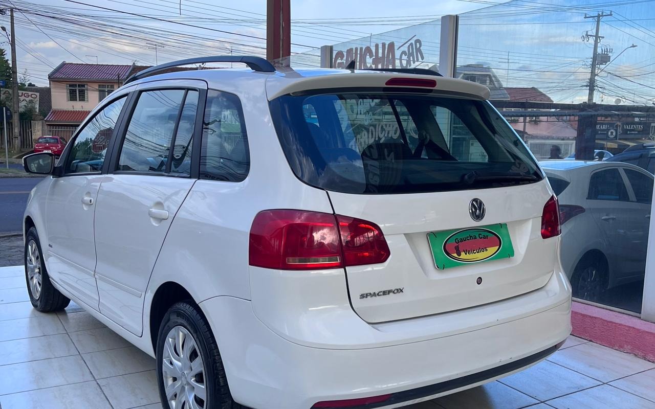 imagem-https://www.socarrao.com.br/sc-vehicle-images-prod/947772/1775133573414-ZTA4ZGQxOTctNjQxYi00MzI0LWE2OTItODYxNWUyZDcwM2M4LmpwZw.jpg