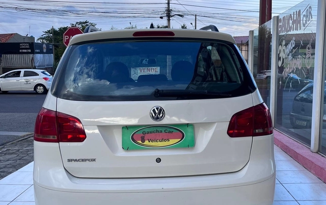 imagem-https://www.socarrao.com.br/sc-vehicle-images-prod/947772/1775133573471-Mjg0YjI1ODUtYzQyYi00N2Y2LTg2MjYtYzEzOGM1ZmRhNDRkLmpwZw.jpg