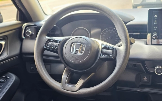 imagem-https://www.socarrao.com.br/sc-vehicle-images-prod/947810/1790080094404-ZX1ZTQExpIYN2VtcvtwA5M3tVAXhHEKB.jpg