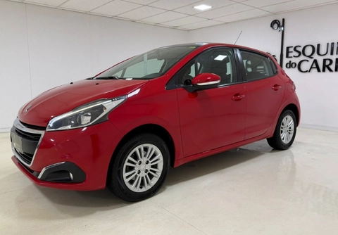 Peugeot 208 2017 Vermelho — foto 1 de 3