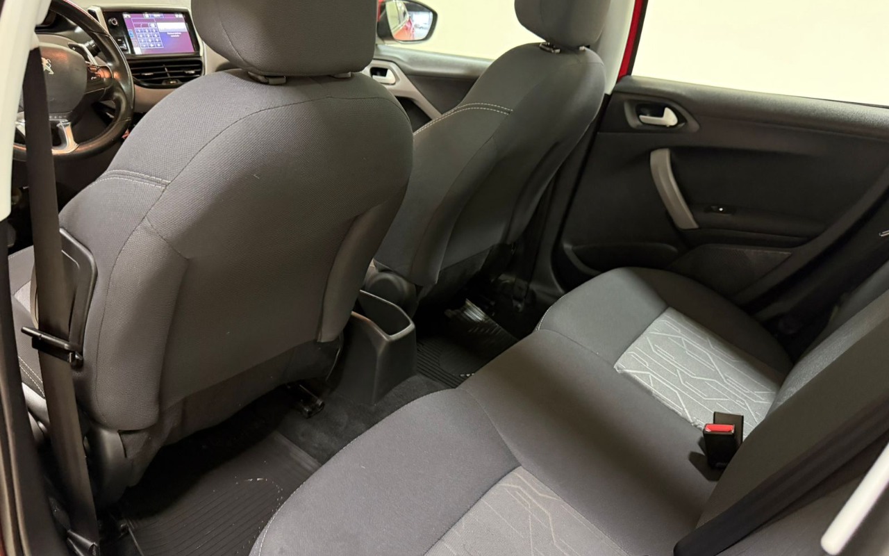 imagem-https://www.socarrao.com.br/sc-vehicle-images-prod/947822/1774036287888-V2hhdHNBcHAgSW1hZ2UgMjAyNi0wMy0xOSBhdCAxMC4wNS40NiAoMikuanBlZw.jpeg