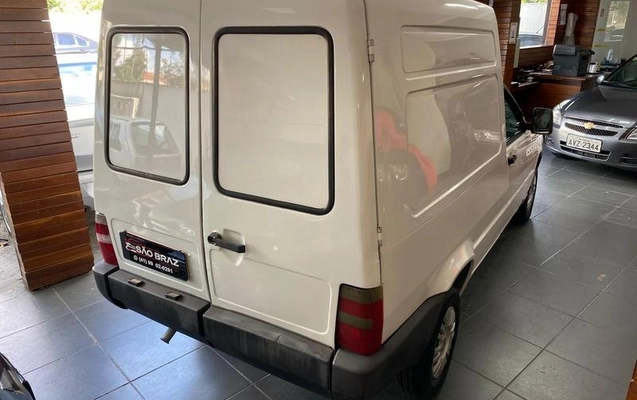 imagem-https://www.socarrao.com.br/sc-vehicle-images-prod/947829/1784056187185-7914944_0_B_ec1f75833f.jpeg