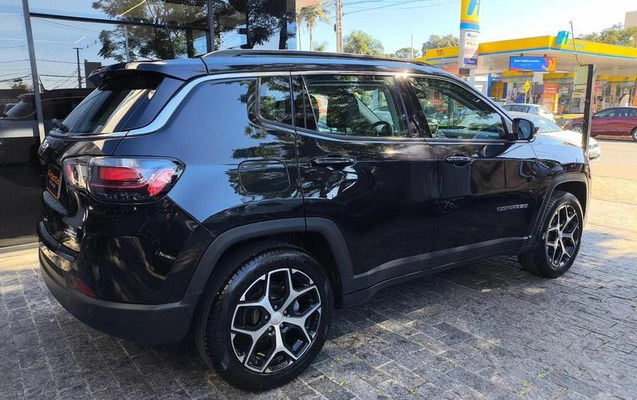 imagem-https://www.socarrao.com.br/sc-vehicle-images-prod/947853/1788976555190-7890290_3_B_00ddd8c68d.jpeg