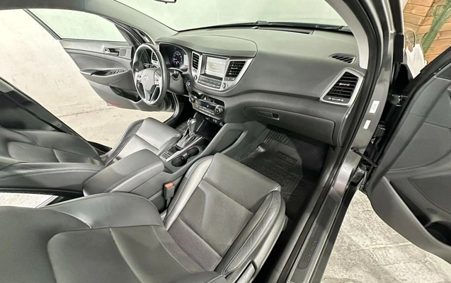 imagem-https://www.socarrao.com.br/sc-vehicle-images-prod/948093/1787175183353-gb-89eb5ee.jpg