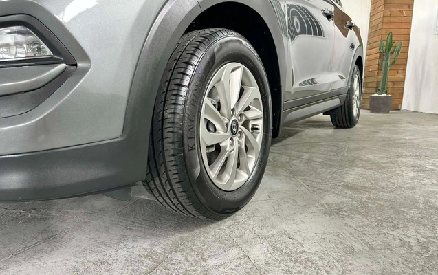 imagem-https://www.socarrao.com.br/sc-vehicle-images-prod/948093/1787175183363-gb-1efd121.jpg