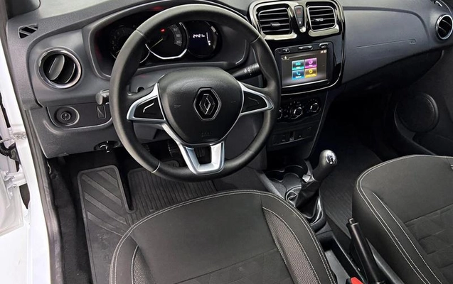 imagem-https://www.socarrao.com.br/sc-vehicle-images-prod/948242/1791468207344-7901811_2_B_d657b56c06.jpeg
