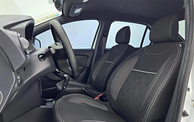 imagem-https://www.socarrao.com.br/sc-vehicle-images-prod/948242/1791468207356-7901811_9_B_89bb15058c.jpeg