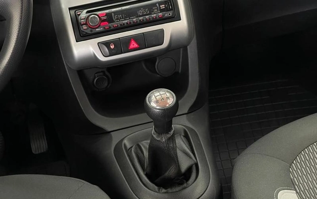 imagem-https://www.socarrao.com.br/sc-vehicle-images-prod/948286/1789220734028-7913470_3_B_cc0aa48044.jpeg