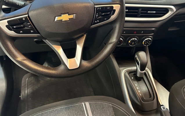 imagem-https://www.socarrao.com.br/sc-vehicle-images-prod/948400/1774046857059-SU1HXzc5NjUuanBlZw.jpeg