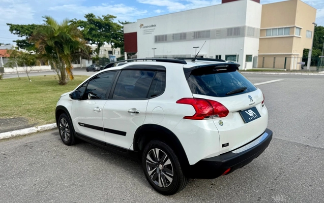 imagem-https://www.socarrao.com.br/sc-vehicle-images-prod/948417/1774051735778-33347f88fff94ce89363d34312d826f7_1774047310544.jpeg