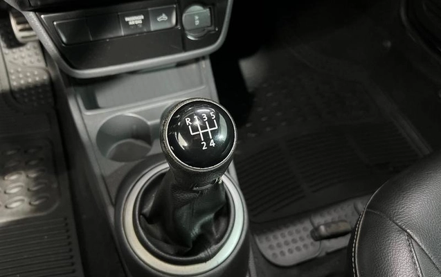 imagem-https://www.socarrao.com.br/sc-vehicle-images-prod/949475/1781804989879-7731677_9_B_4d1680429a.jpeg