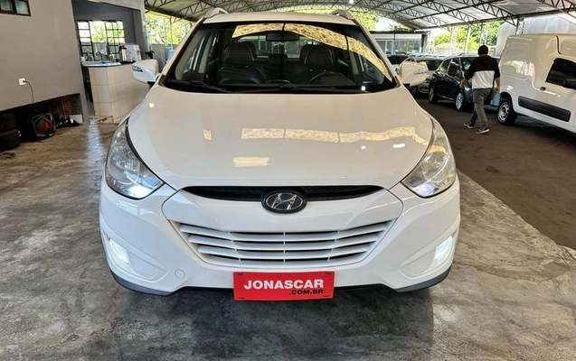 imagem-https://www.socarrao.com.br/sc-vehicle-images-prod/949598/1783364098986-7916054_15_B_c9932d8801.jpeg