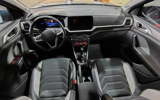 imagem-https://www.socarrao.com.br/sc-vehicle-images-prod/949657/1786472694485-7891355_42_B_15b82dfd44.jpeg