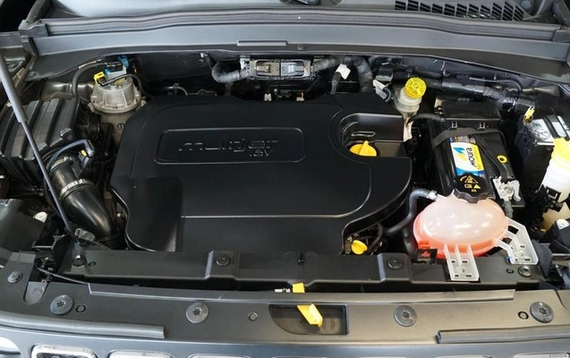 imagem-https://www.socarrao.com.br/sc-vehicle-images-prod/949662/1789396865395-7913917_1_B_d3426b7645.jpeg