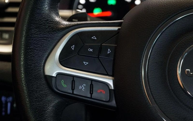 imagem-https://www.socarrao.com.br/sc-vehicle-images-prod/949662/1789396865401-7913917_6_B_03bf226d9e.jpeg
