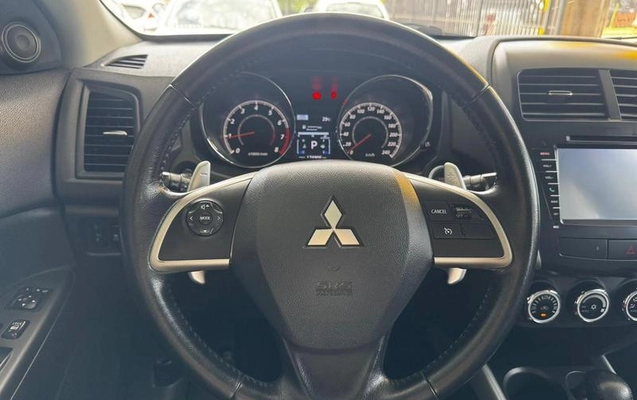 imagem-https://www.socarrao.com.br/sc-vehicle-images-prod/949663/1789129631927-7806693_4_B_b22a6dc58c.jpeg