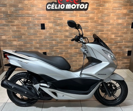 Honda PCX 150/DLX 2018 Prata — foto 1 de 3