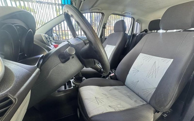 imagem-https://www.socarrao.com.br/sc-vehicle-images-prod/949745/1788467242667-7918895_14_B_bbb9591263.jpeg