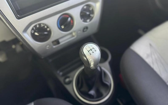 imagem-https://www.socarrao.com.br/sc-vehicle-images-prod/949745/1788467242668-7918895_5_B_d315dcf0e1.jpeg