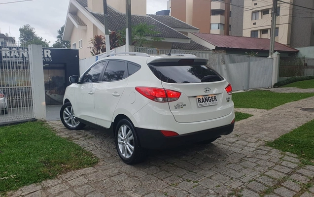 imagem-https://www.socarrao.com.br/sc-vehicle-images-prod/949818/1774109075538-V2hhdHNBcHAgSW1hZ2UgMjAyMy0wMy0yOCBhdCAxNi4yOS4xOSAoMikuanBlZw.jpeg