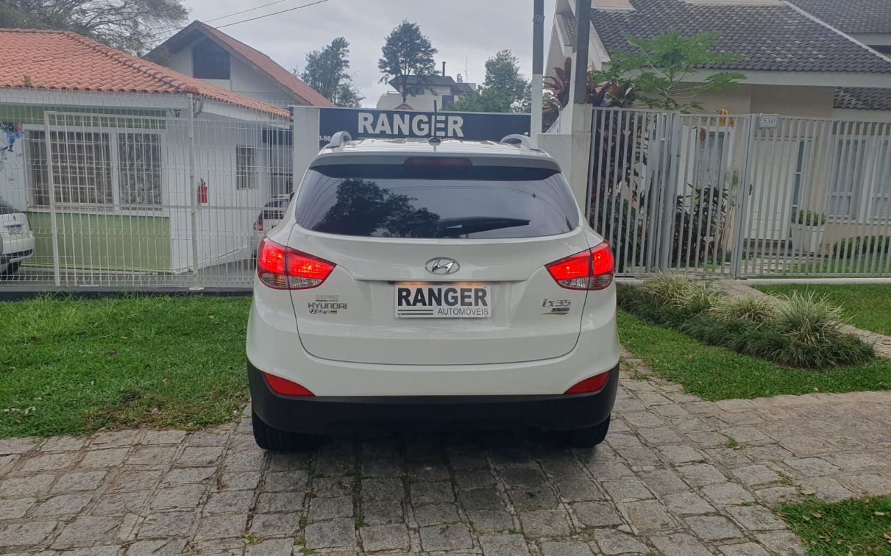 imagem-https://www.socarrao.com.br/sc-vehicle-images-prod/949818/1774109075948-V2hhdHNBcHAgSW1hZ2UgMjAyMy0wMy0yOCBhdCAxNi4yOS4yMCAoNCkuanBlZw.jpeg