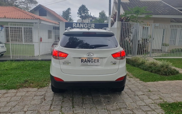 imagem-https://www.socarrao.com.br/sc-vehicle-images-prod/949818/1774109075948-V2hhdHNBcHAgSW1hZ2UgMjAyMy0wMy0yOCBhdCAxNi4yOS4yMCAoNCkuanBlZw.jpeg