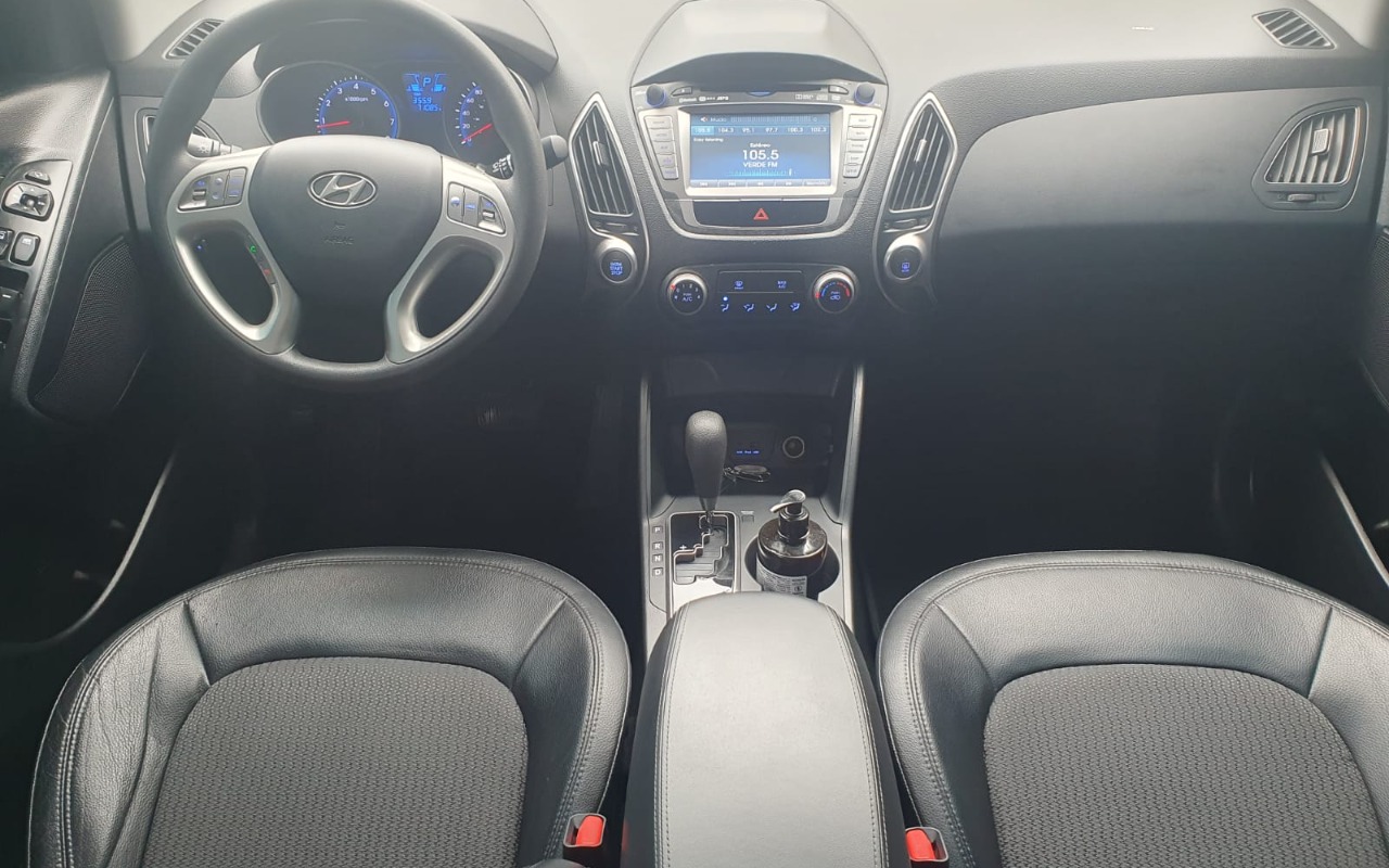imagem-https://www.socarrao.com.br/sc-vehicle-images-prod/949818/1774109076832-V2hhdHNBcHAgSW1hZ2UgMjAyMy0wMy0yOCBhdCAxNi4yOS4xOCAoMSkuanBlZw.jpeg