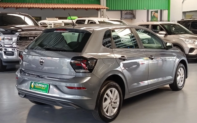 imagem-https://www.socarrao.com.br/sc-vehicle-images-prod/949972/1784654200924-aG7dtLSLvE0mTjHss3ohtLMm7ZwoD65I.jpg