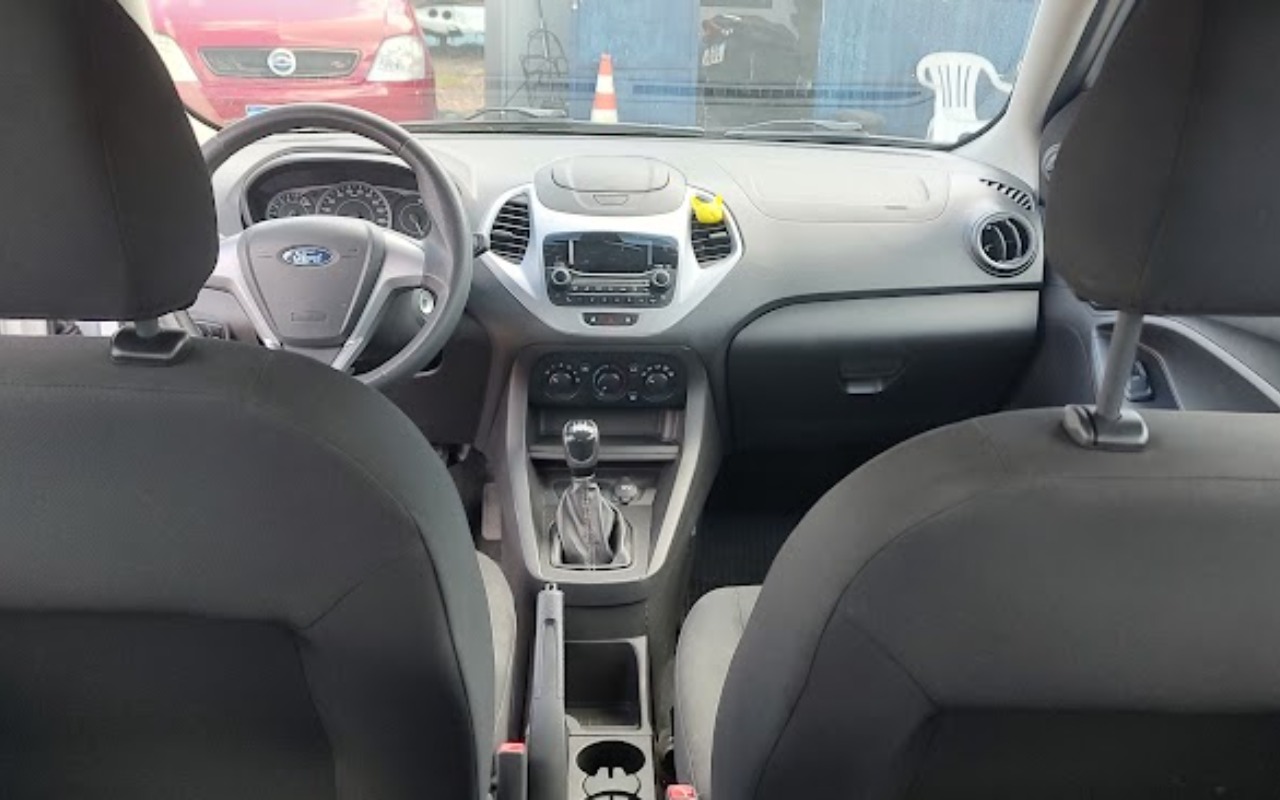 imagem-https://www.socarrao.com.br/sc-vehicle-images-prod/950422/1774118528388-SU1HXzIwMjYwMzIxXzE0MDE1MDA2OV9IRFIuanBn.jpg