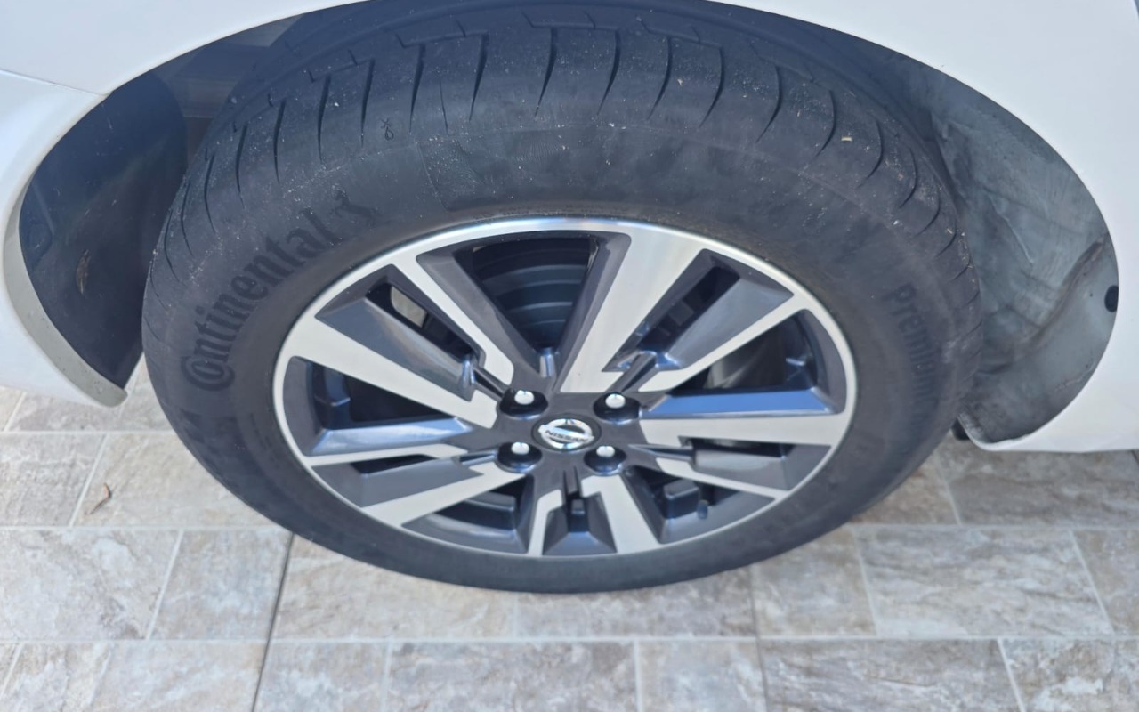 imagem-https://www.socarrao.com.br/sc-vehicle-images-prod/950602/1774125298006-V2hhdHNBcHAgSW1hZ2UgMjAyNi0wMy0yMSBhdCAwOC41MS4xMiAoNCkuanBlZw.jpeg