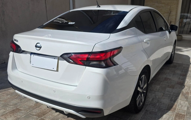 imagem-https://www.socarrao.com.br/sc-vehicle-images-prod/950602/1774125298070-V2hhdHNBcHAgSW1hZ2UgMjAyNi0wMy0yMSBhdCAwOC41MS4xMCAoMSkuanBlZw.jpeg
