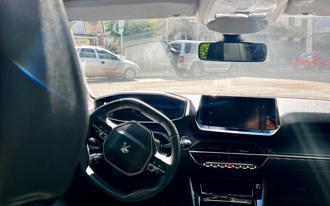 imagem-https://www.socarrao.com.br/sc-vehicle-images-prod/950622/1774299371872-SU1HXzc3NDUuanBlZw.jpeg