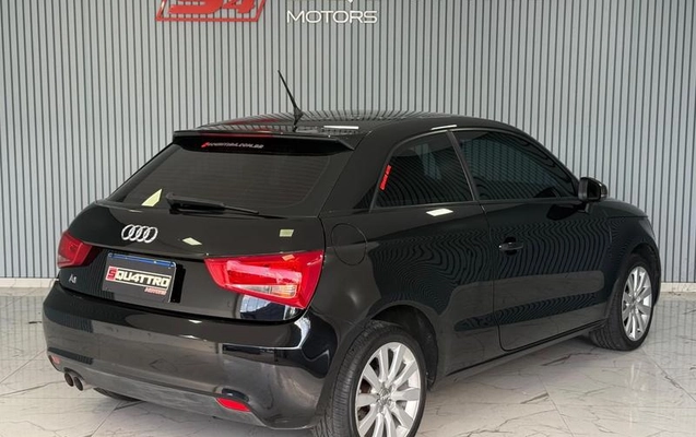 imagem-https://www.socarrao.com.br/sc-vehicle-images-prod/950635/1774640874711-7919802_1_B_e91ab81ff1.jpeg