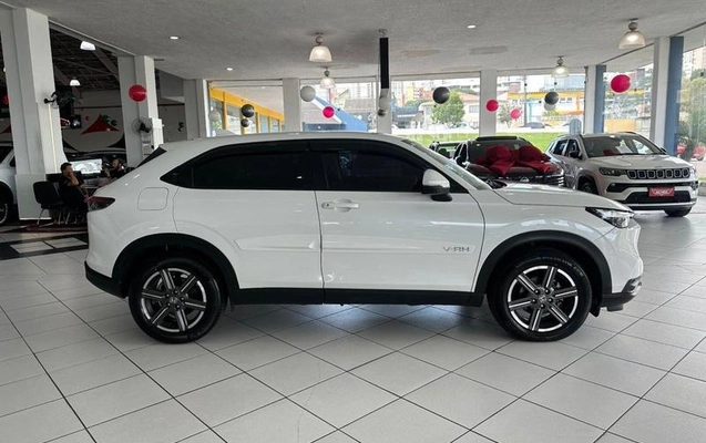 imagem-https://www.socarrao.com.br/sc-vehicle-images-prod/950647/1790263489370-7919809_3_B_8187e67e60.jpeg