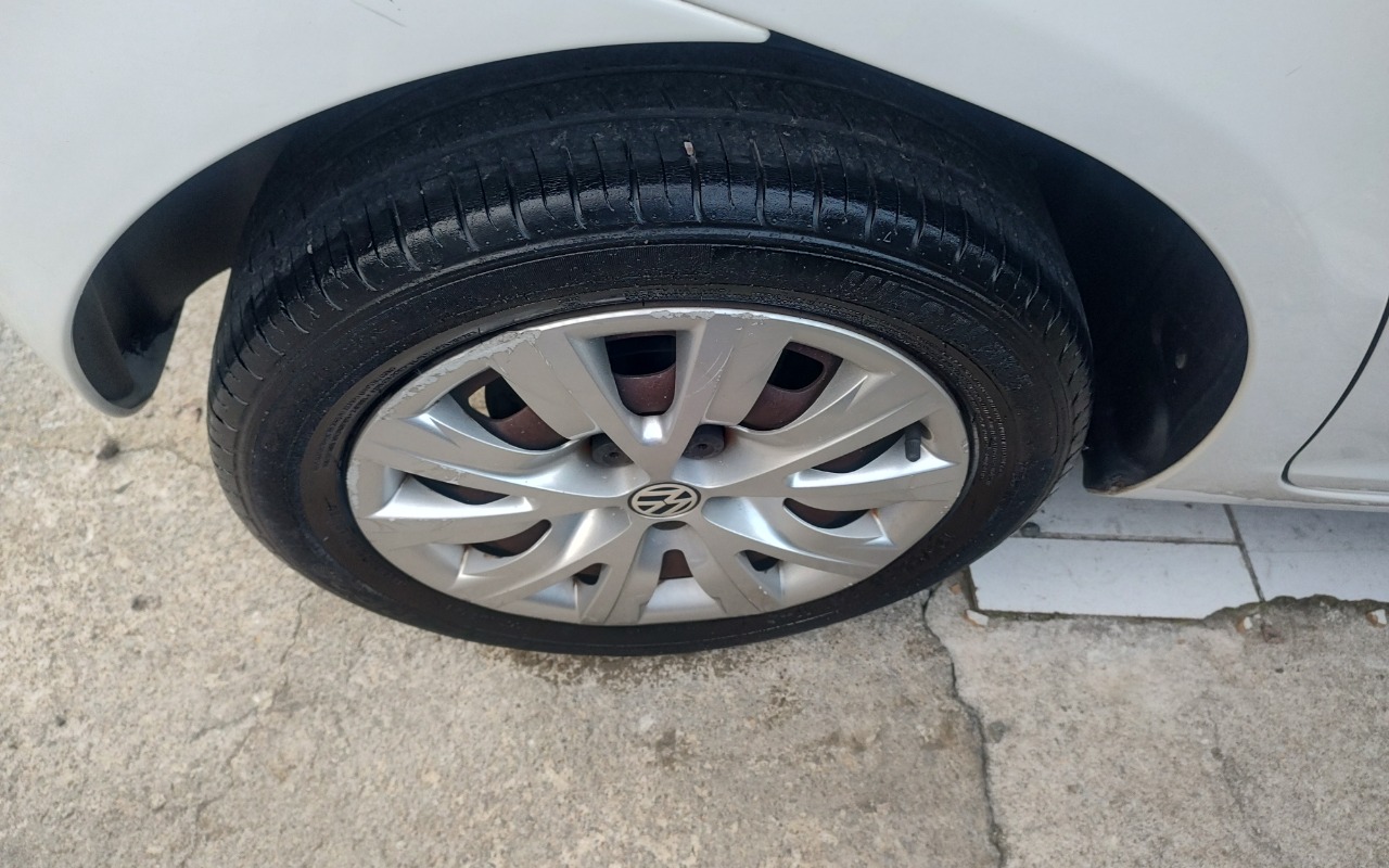 imagem-https://www.socarrao.com.br/sc-vehicle-images-prod/950936/1774196025825-SU1HXzIwMjYwMzE2XzE4MjI1NDI3MV9IRFIuanBn.jpg